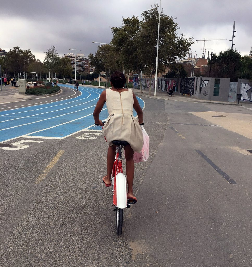 El Àrea Metropolitana de Barcelona estrena el primer aparcamiento de  bicicletas de gran capacidad