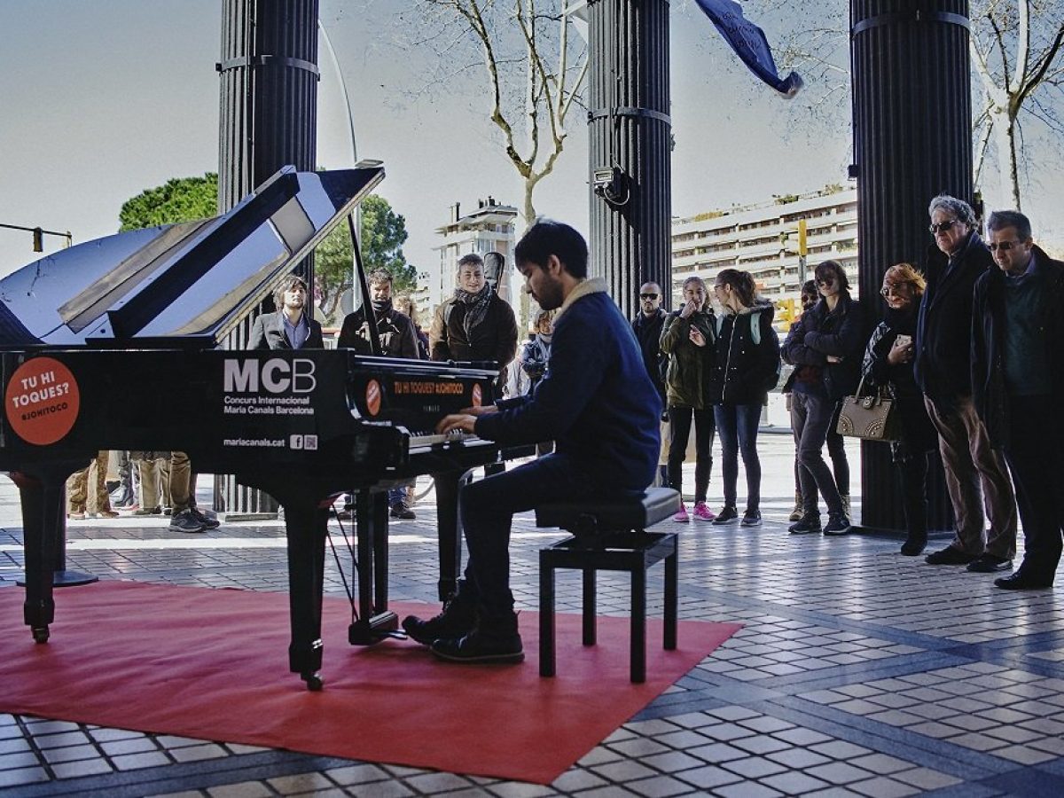 The Grand Piano Invasion The New Barcelona Post