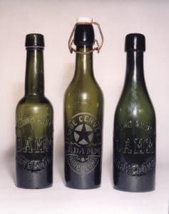 Botellas antiguas de Damm.