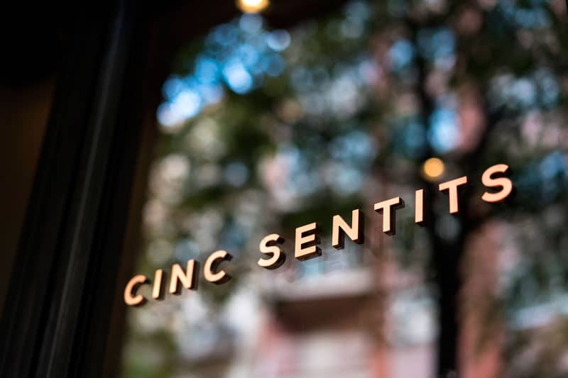 restaurant Cinc Sentits
