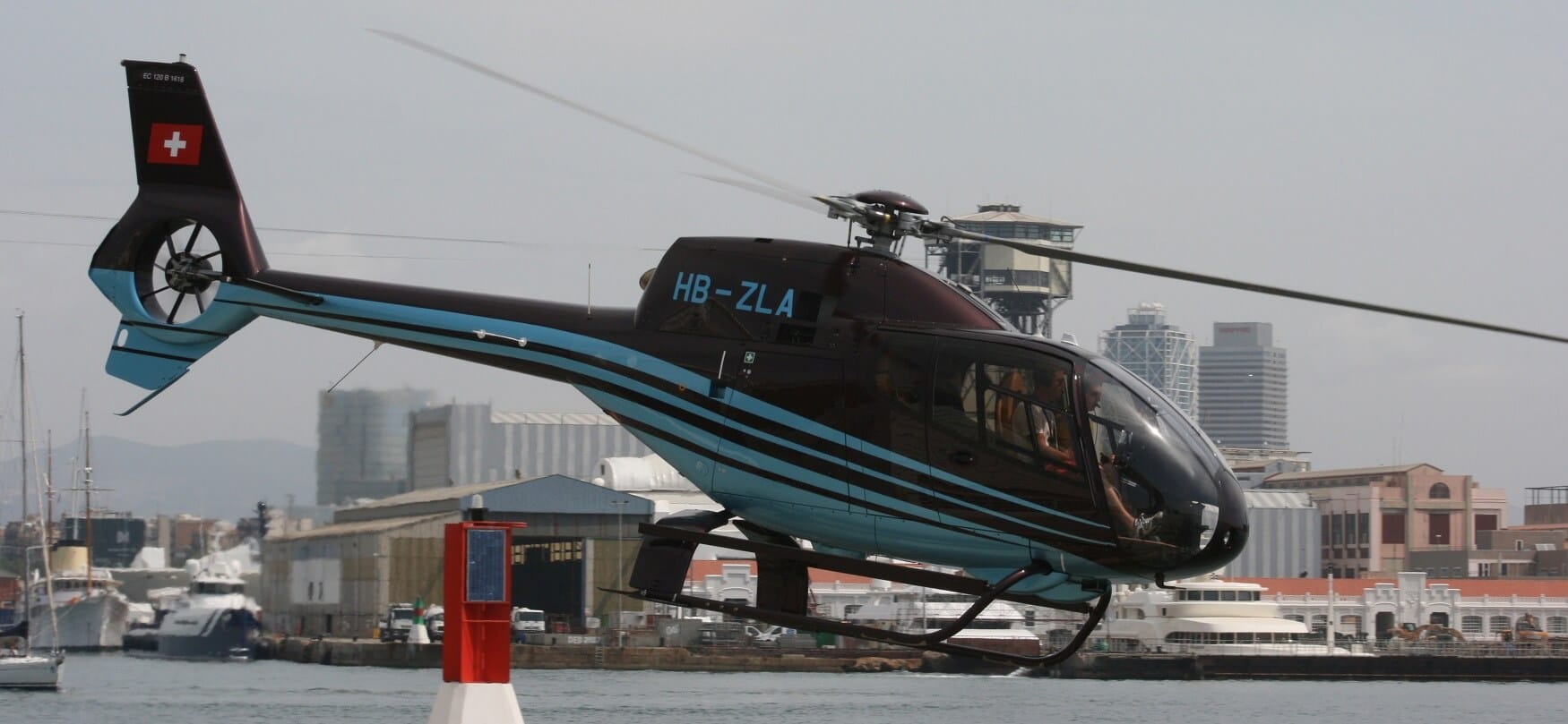 helicóptero privado