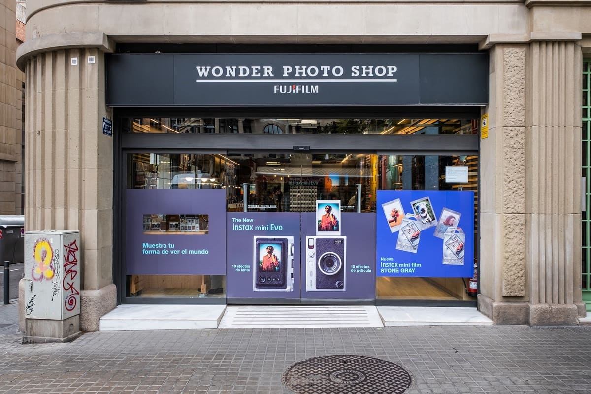 Fujifilm Wonder Photo Shop, al Carrer Gran de Gràcia